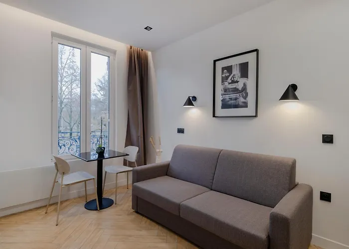 Charming In Apartament